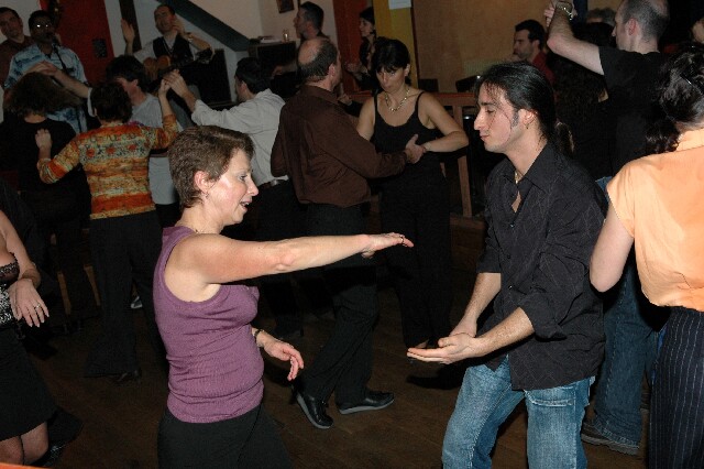 min 2006 12 05 latino 102